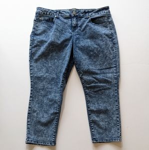 Torrid Denim Blue Acid Wash Cropped Jeans Plus Size 18